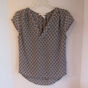 H&M Conscious Black/White Diamond Pattern V Neck Cap Sleeve Sheer Blouse Size 2